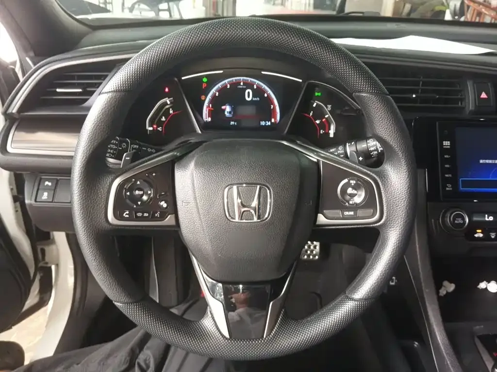 Honda Civic — фото 9