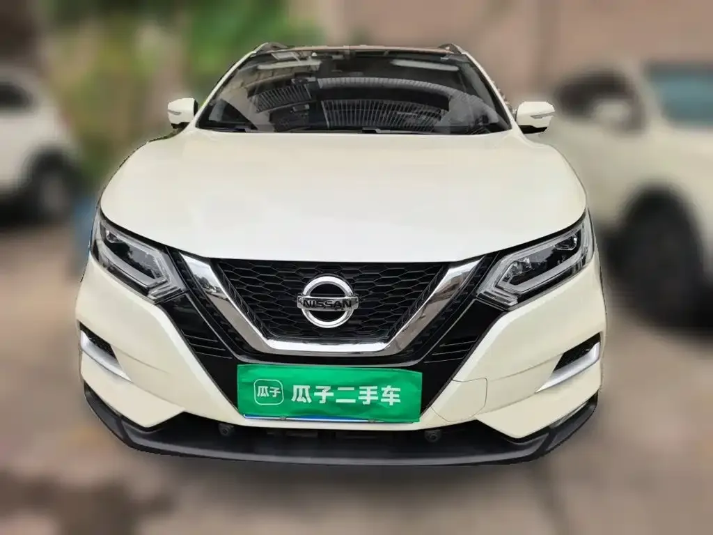 Nissan Qashqai — фото 9