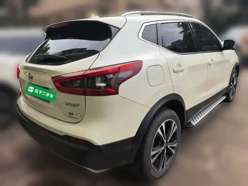 Nissan Qashqai — фото 7