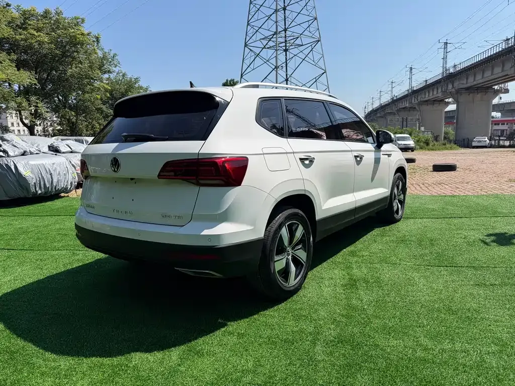 Volkswagen Tharu — фото 3