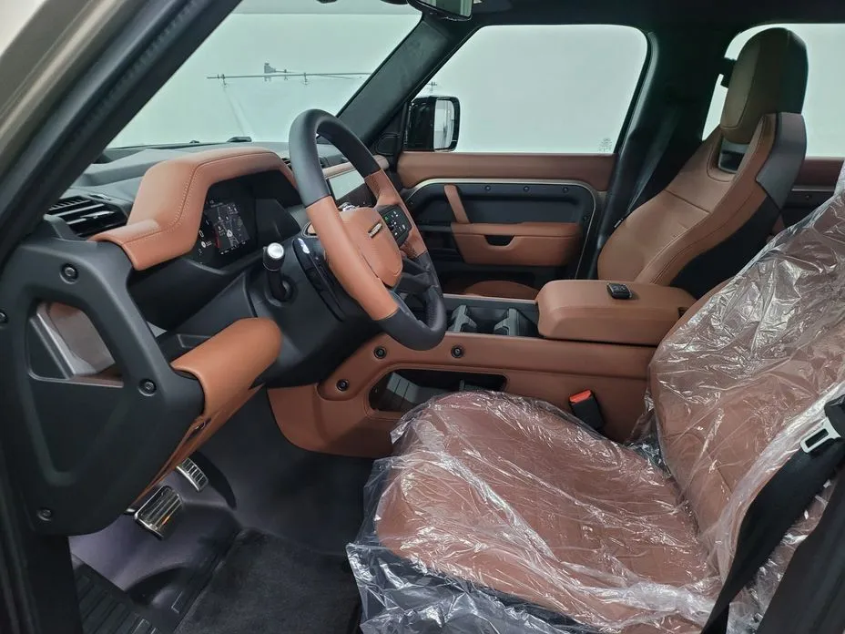 Land Rover Defender — фото 9