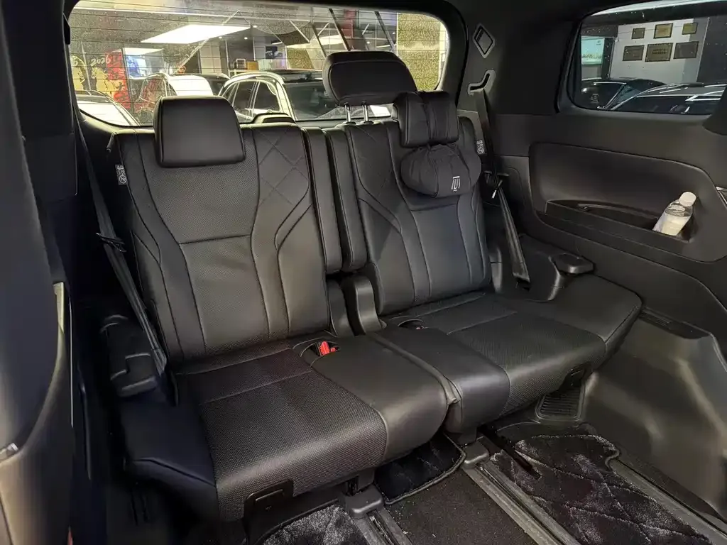 Toyota Vellfire — фото 8