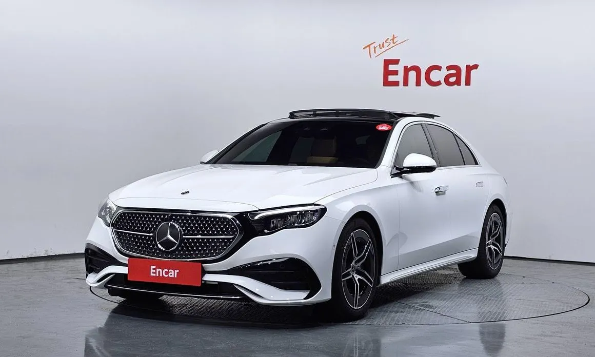 Mercedes-Benz E-Class — фото 1