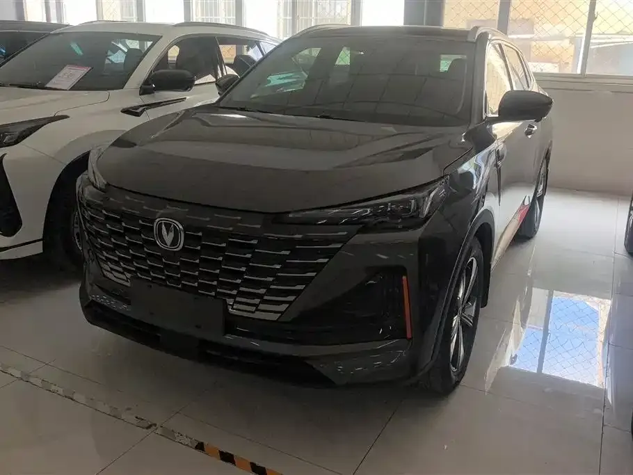 Changan CS55PLUS — фото 1