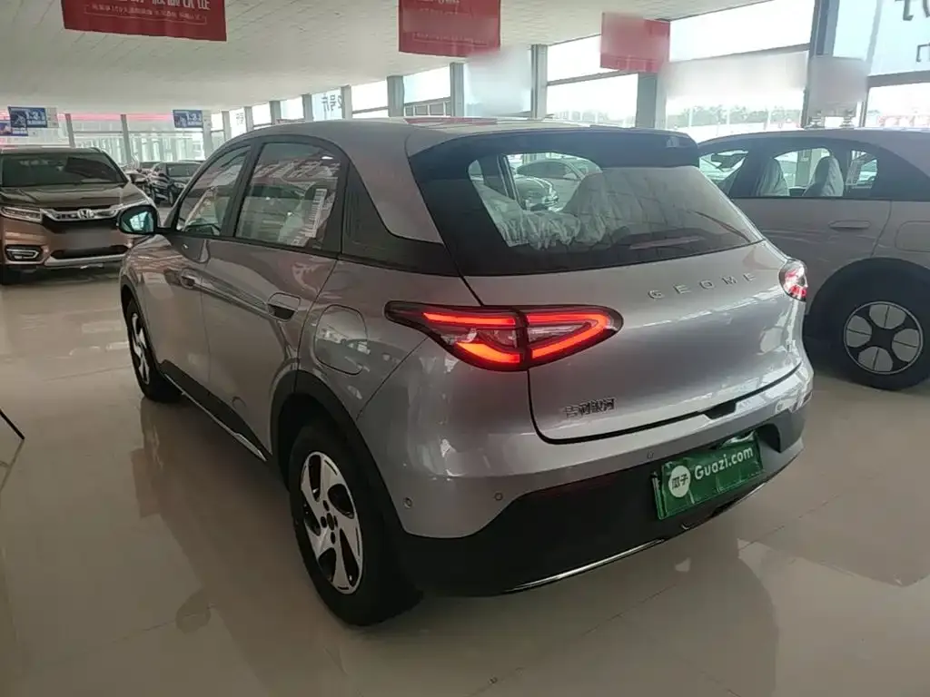 Geely Starburst — фото 7