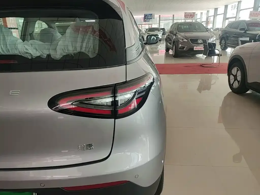 Geely Starburst — фото 3