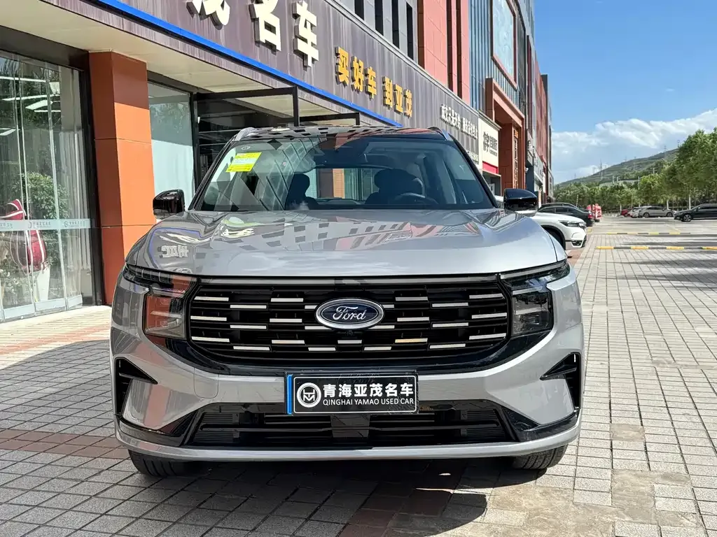 Ford Edge — фото 9