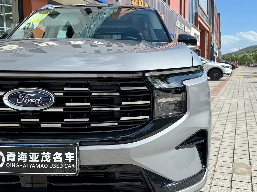 Ford Edge — фото 4