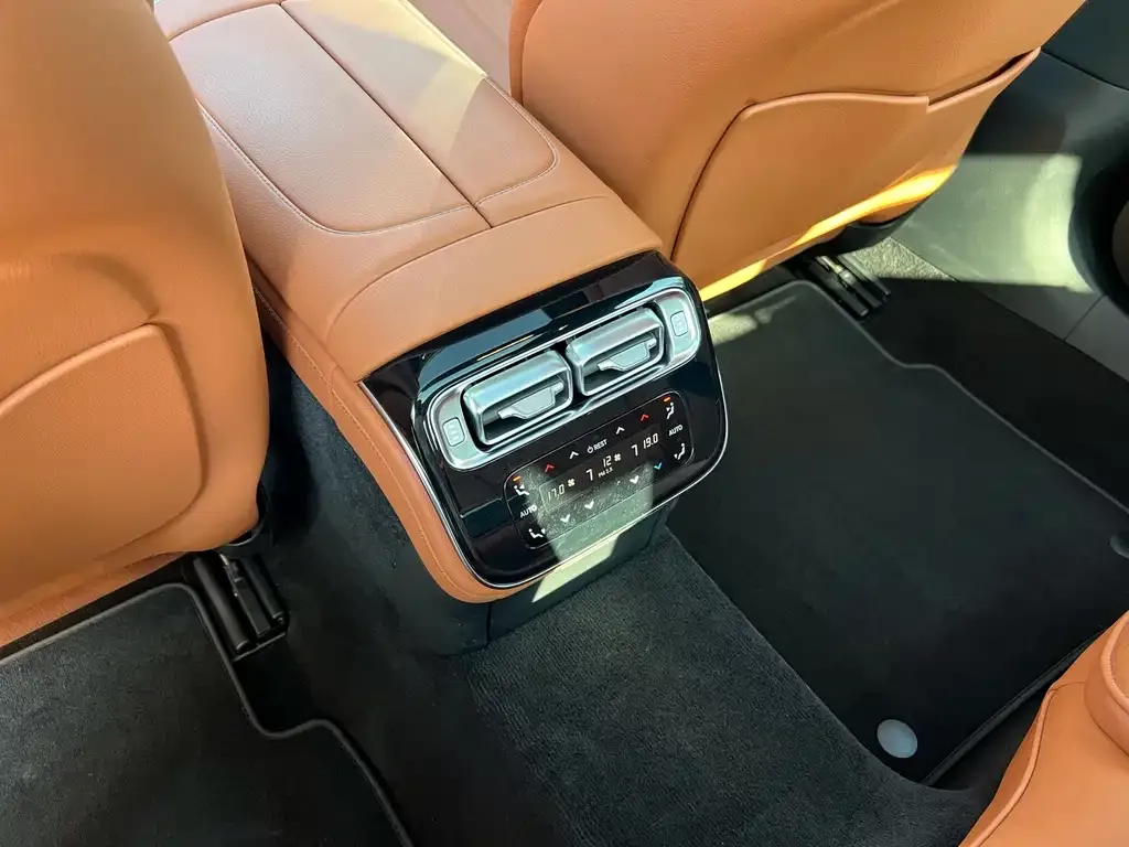 Mercedes-Benz S-Class — фото 4