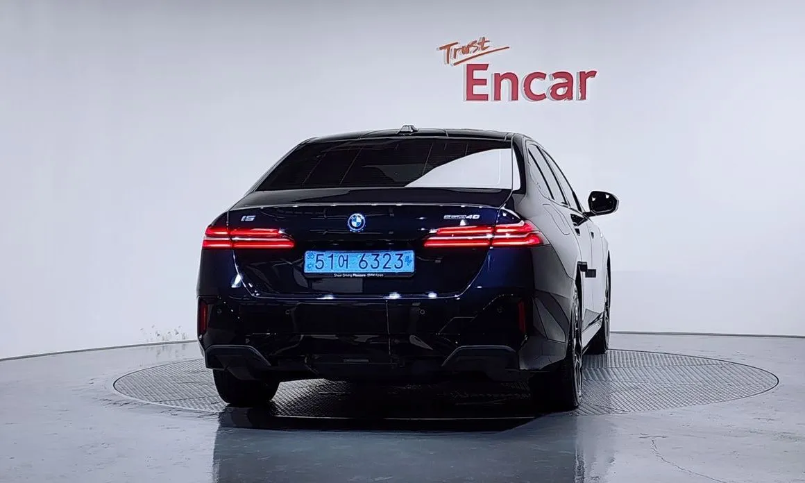 BMW i5 2024 из KR, фото 2