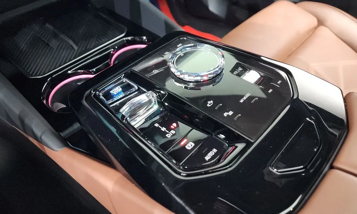 BMW i5 2024 из KR, фото 3
