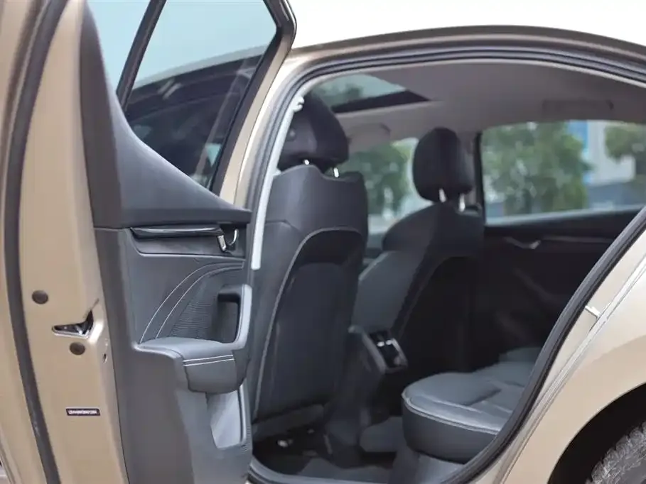 Skoda Octavia — фото 5