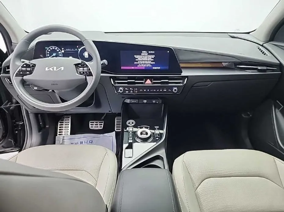 Kia Niro — фото 8