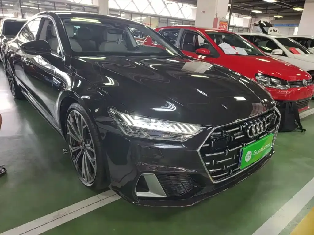 Audi A7L — фото 2