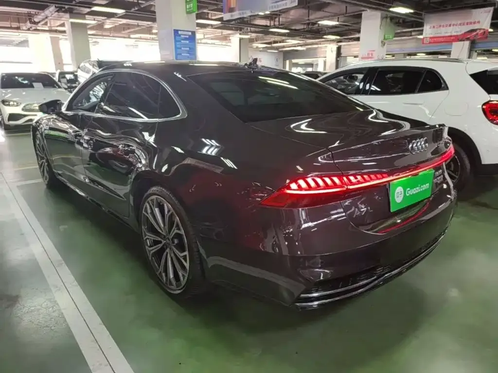 Audi A7L — фото 3