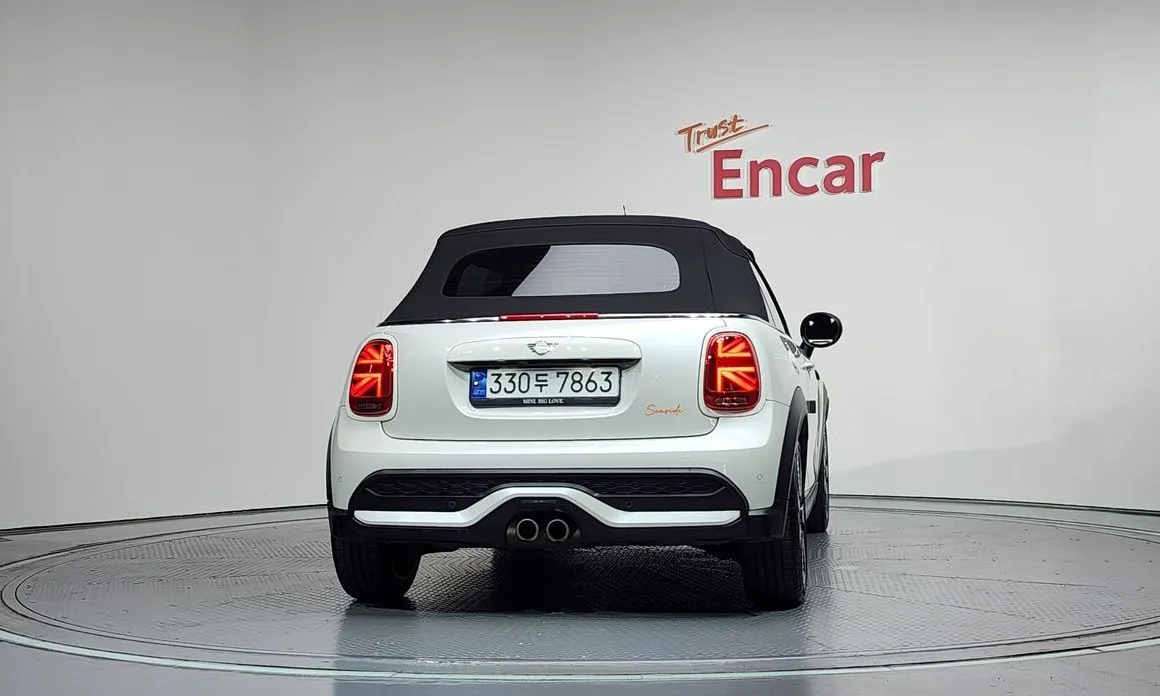 Mini Cooper Convertible 2023 из KR, фото 5
