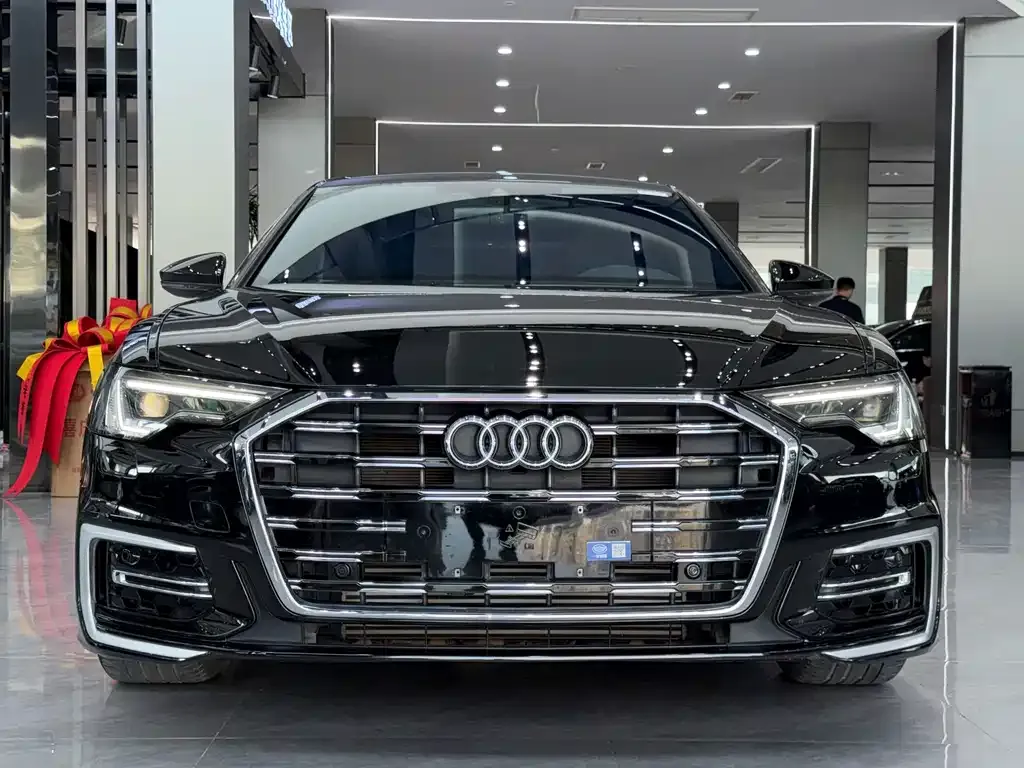 Audi A6L — фото 7