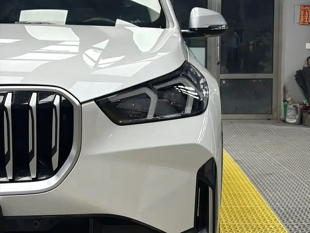 BMW X1 — фото 3