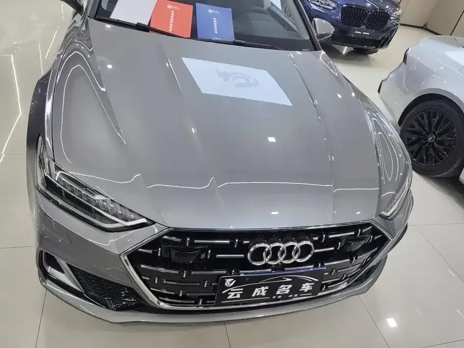 Audi A7L — фото 8