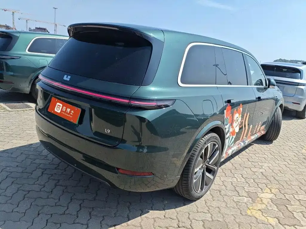 Li Auto L9 — фото 4