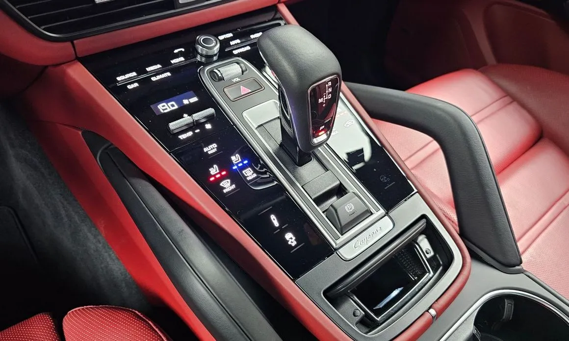 Porsche Cayenne 2023 из KR, фото 3