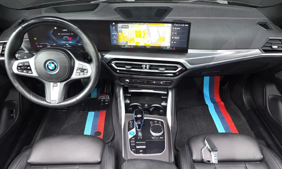 BMW i4 — фото 10