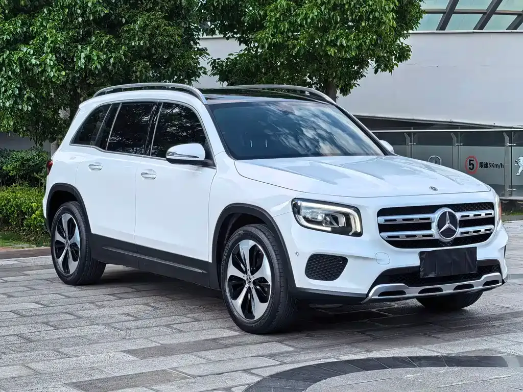 Mercedes-Benz GLB — фото 5