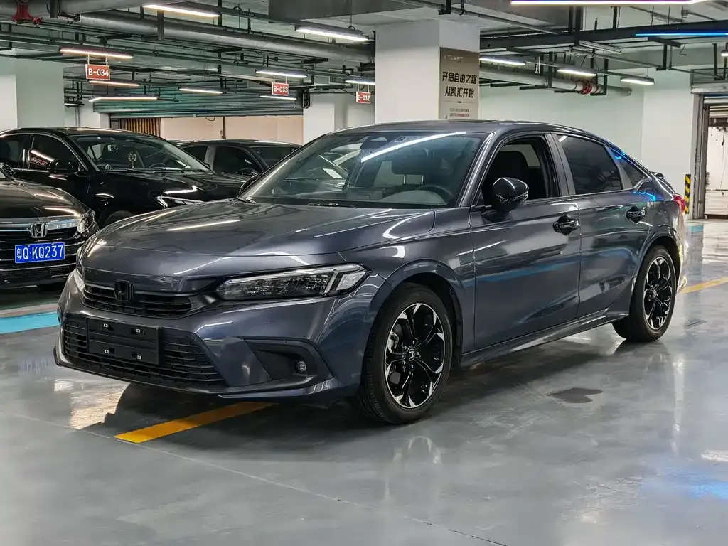 Honda Civic — фото 1