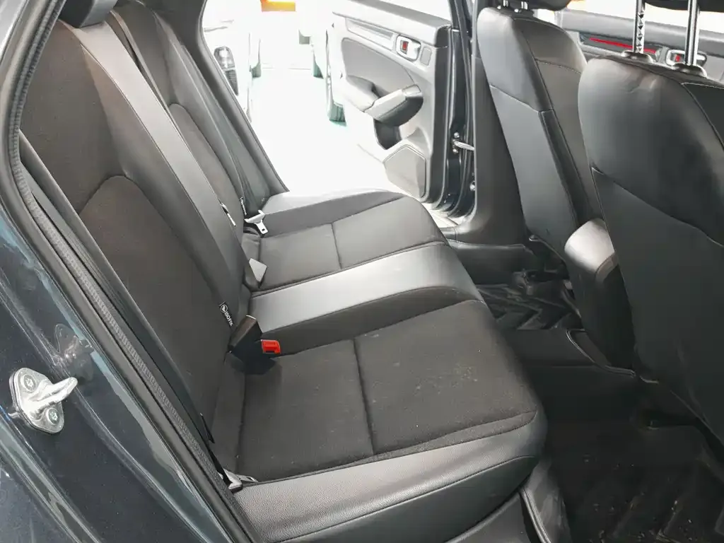 Honda Civic — фото 2