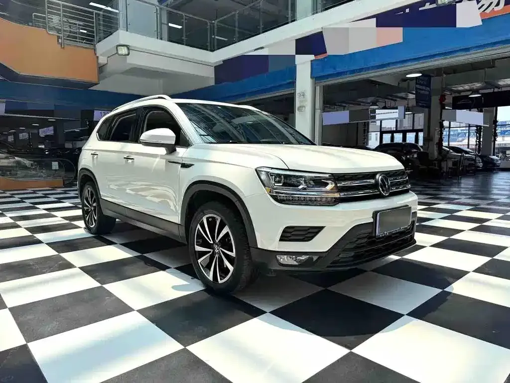 Volkswagen Tharu — фото 4