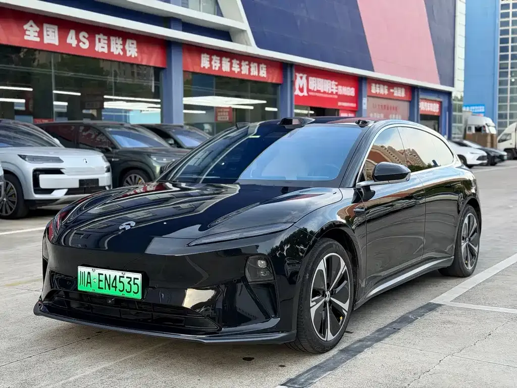 NIO ET5T