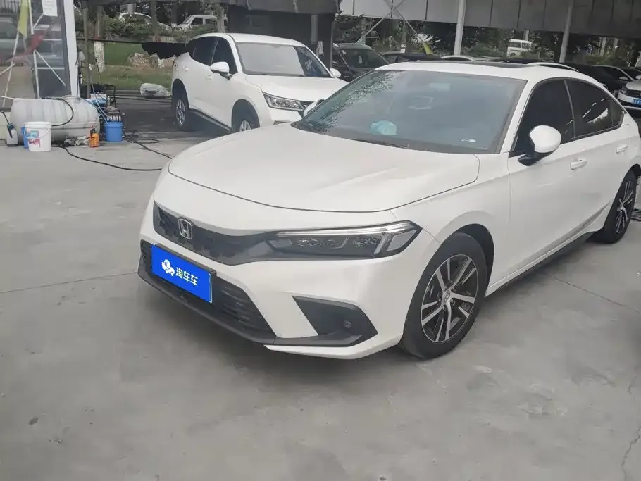 Honda Civic — фото 1