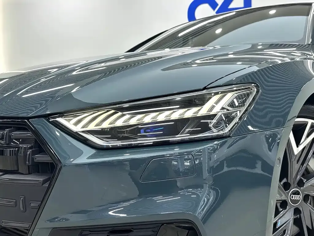 Audi A7L — фото 3