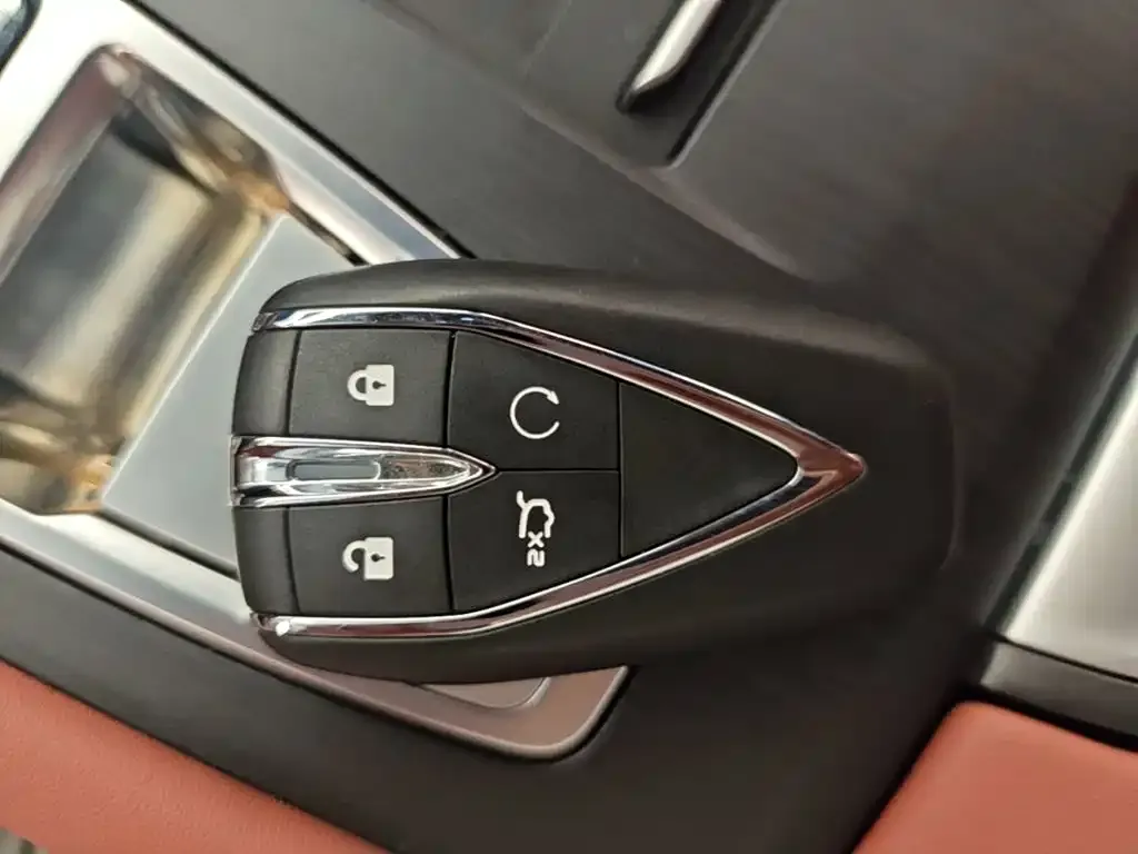 Changan CS75PLUS — фото 2