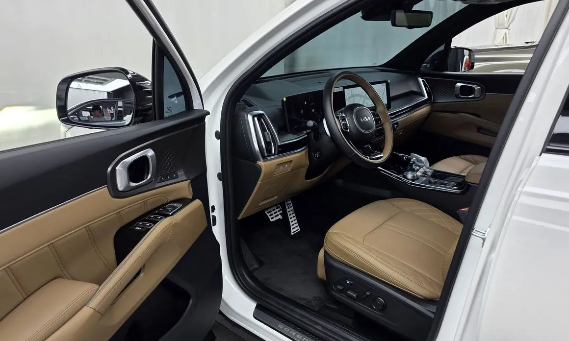 Kia Sorento — фото 6