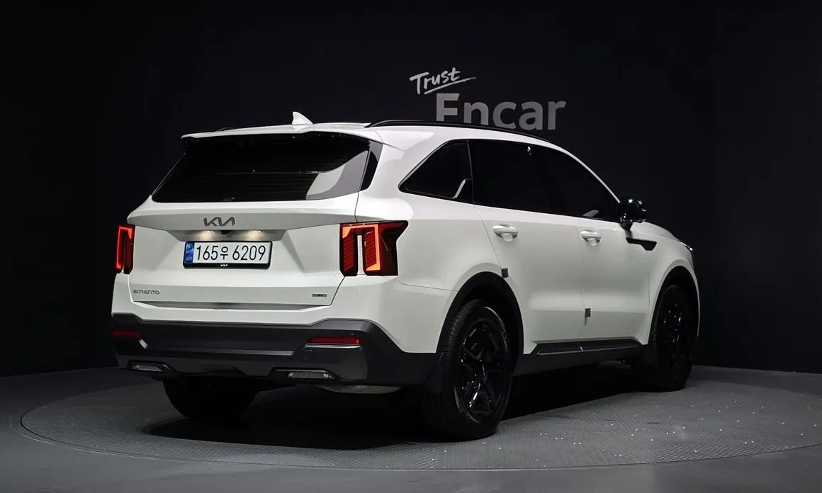 Kia Sorento — фото 5