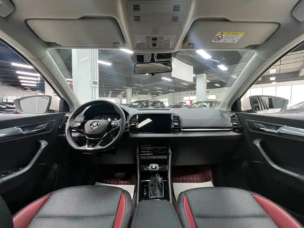 Skoda Karoq — фото 9