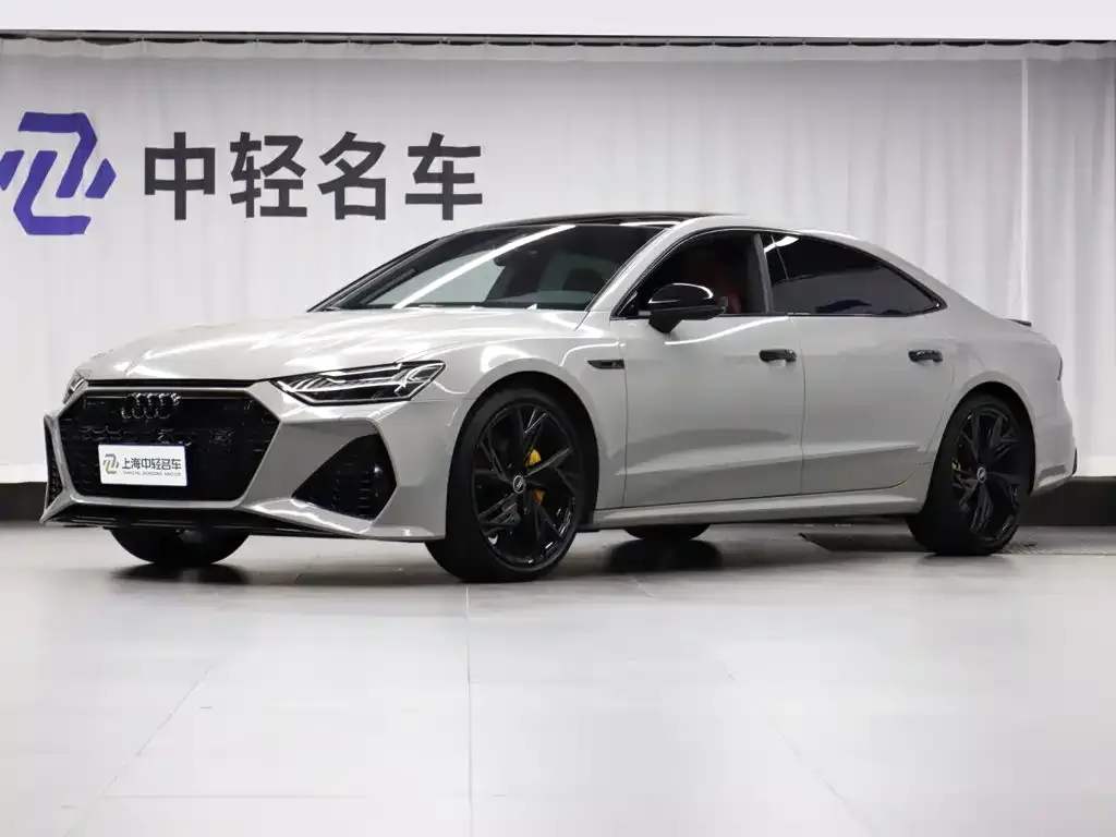 Audi A7L — фото 1