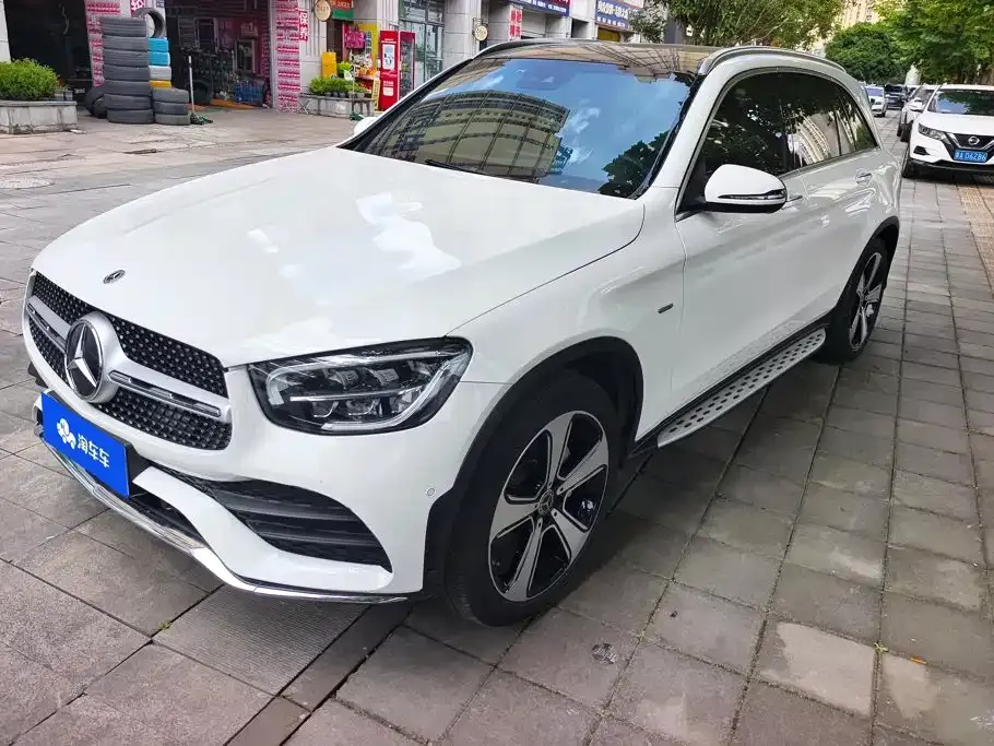 Mercedes-Benz GLC — фото 1