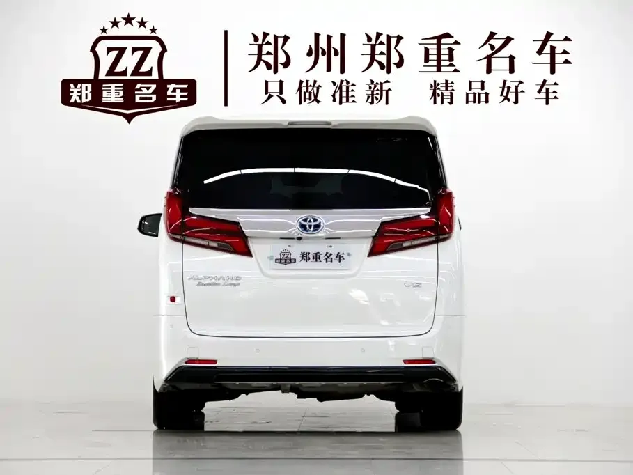 Toyota Alphard — фото 4