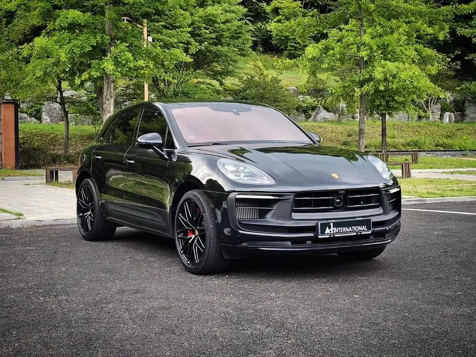 Porsche Macan — фото 10