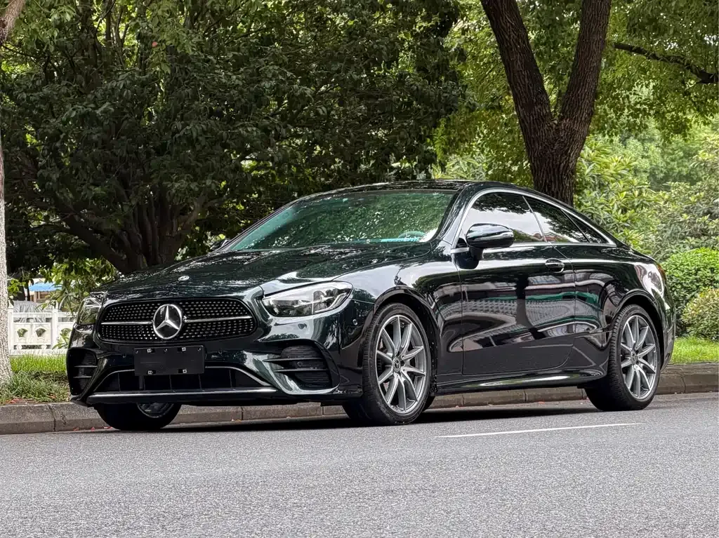 Mercedes-Benz E-Class (Import) — фото 1