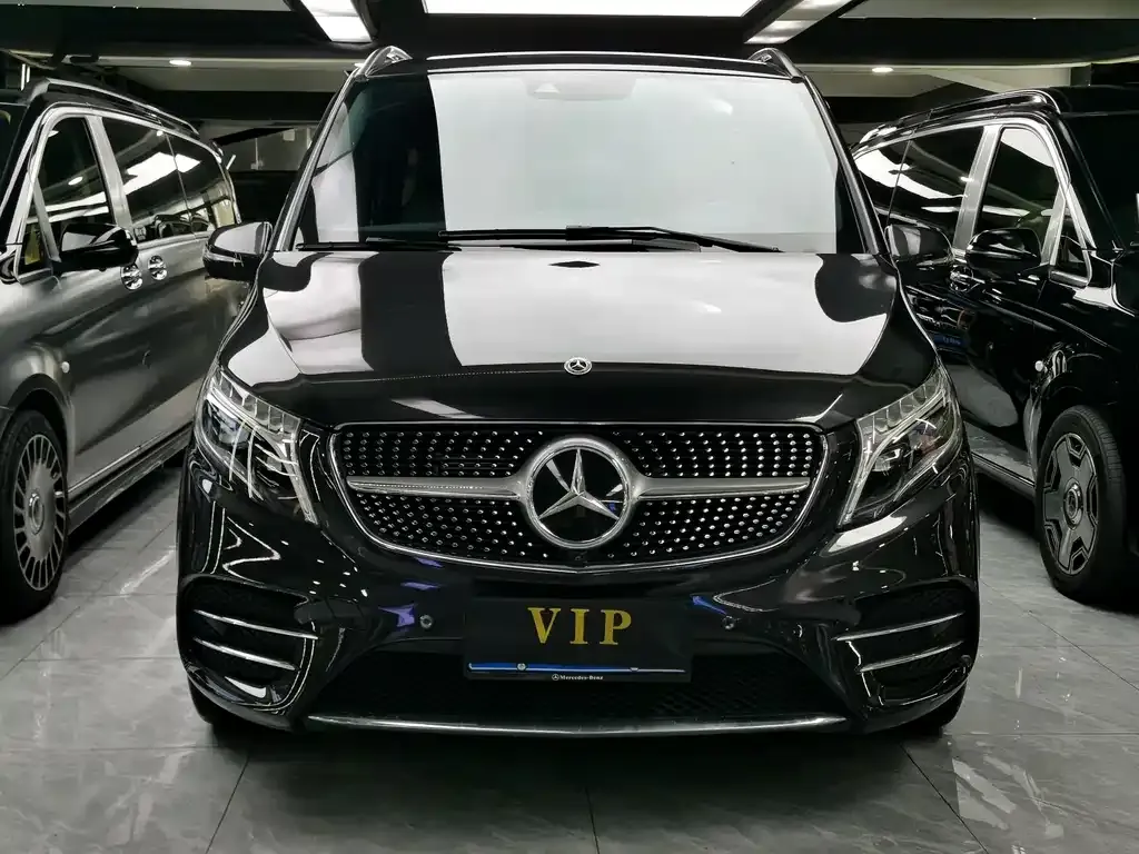 Mercedes-Benz V-Class — фото 2