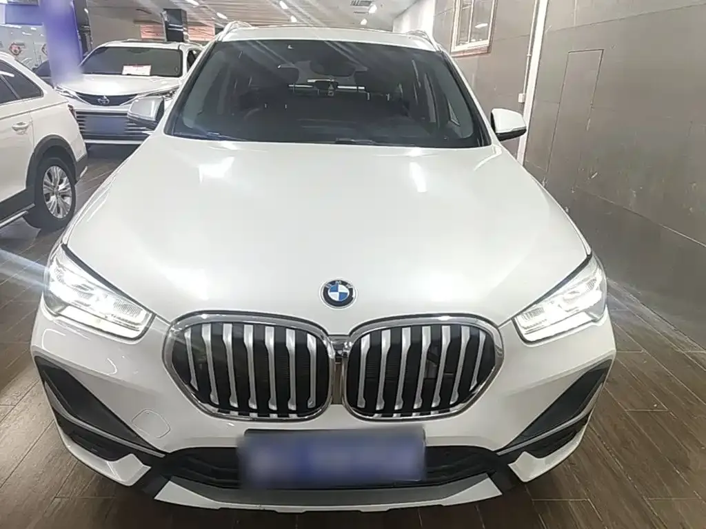 BMW X1 — фото 2
