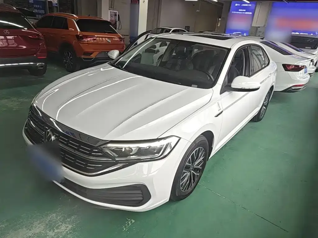 Volkswagen Sagitar