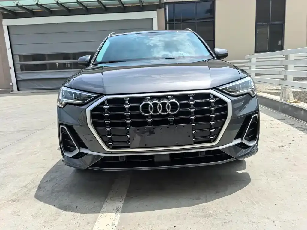 Audi Q3 — фото 3