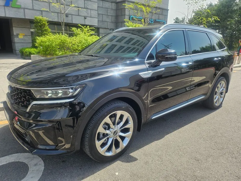 Kia Sorento — фото 1
