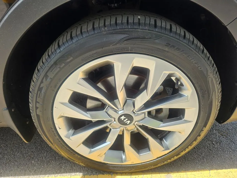 Kia Sorento — фото 3