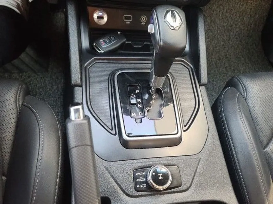 KG Mobility (Ssangyong) Rexton — фото 6