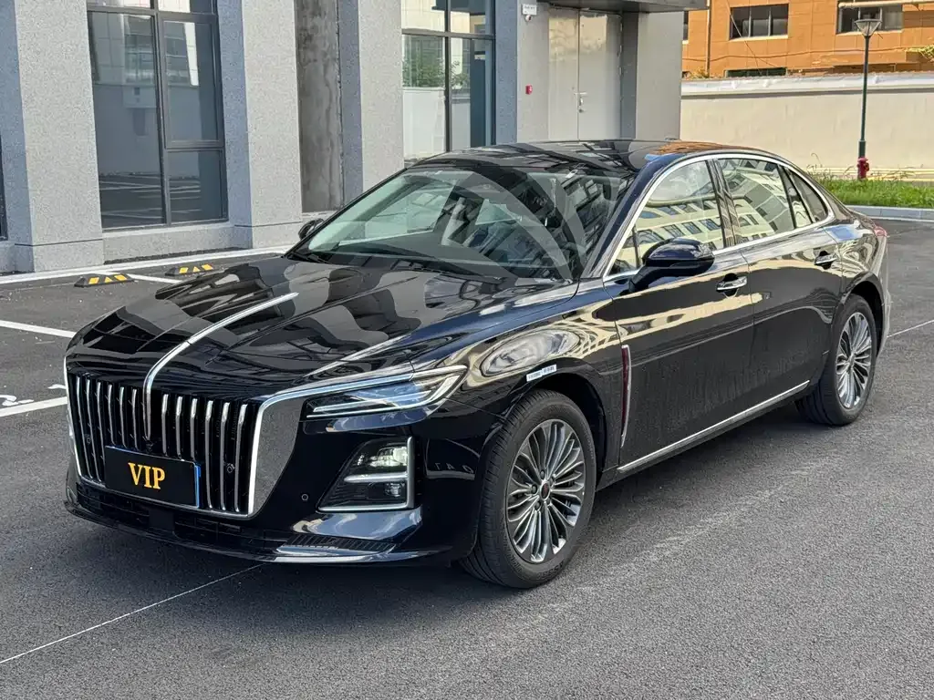 Hongqi H5 — фото 1